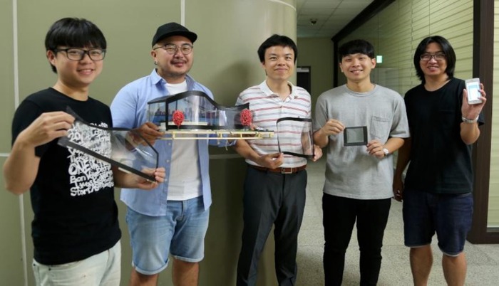 Outstanding Venture Award for Smart Color-Changing WindowsImage